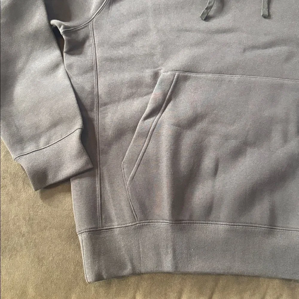 Nike Men’s Dark Gray Hoodie Fleece Lined Kangaroo Pocket Drawstring Hood Size M